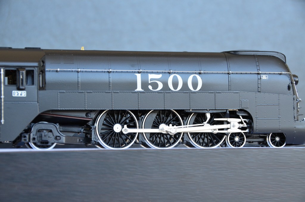 SL7 Streamlined Steam Locomotive HO-002/4